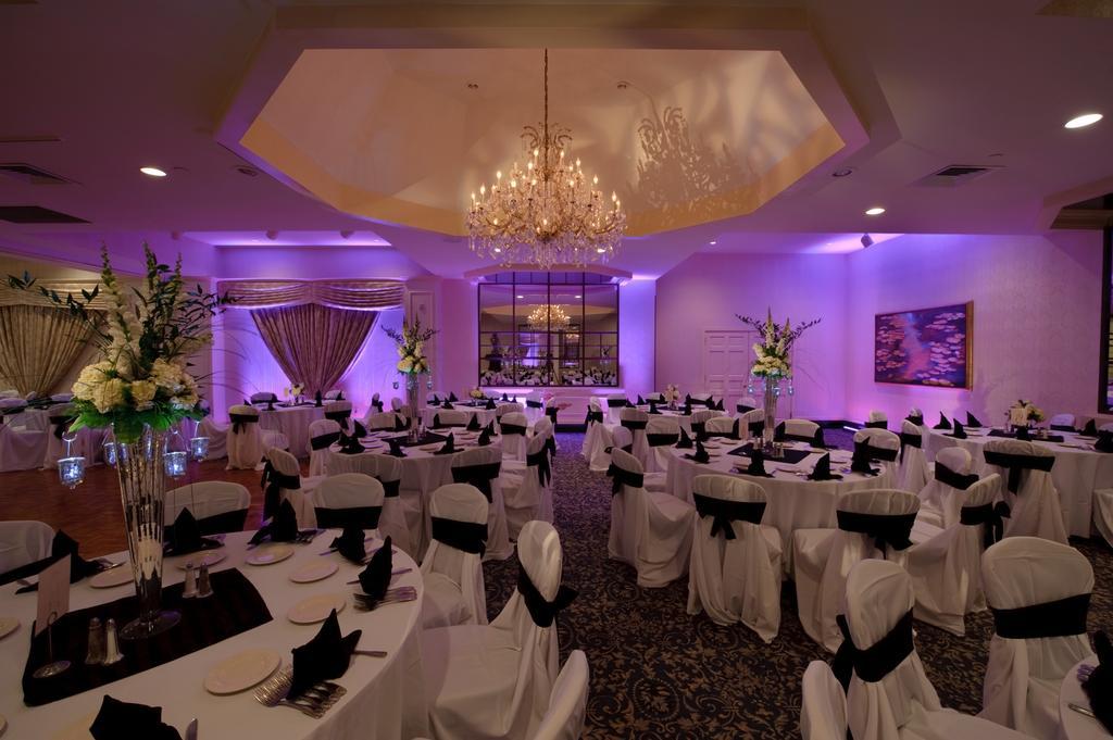 D. Hotel Suites & Spa Holyoke Dış mekan fotoğraf