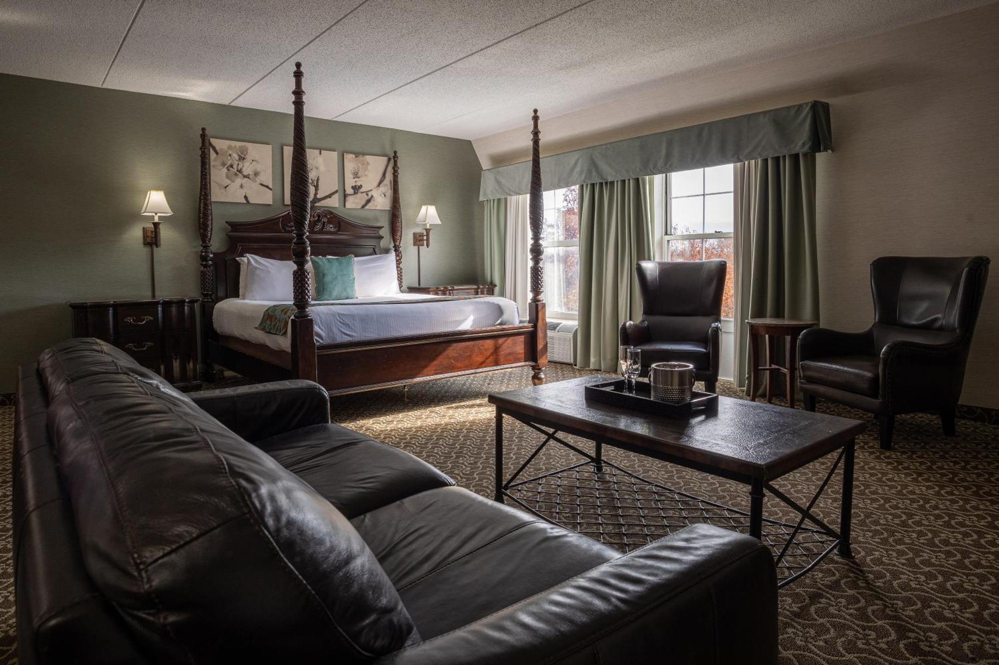 D. Hotel Suites & Spa Holyoke Dış mekan fotoğraf