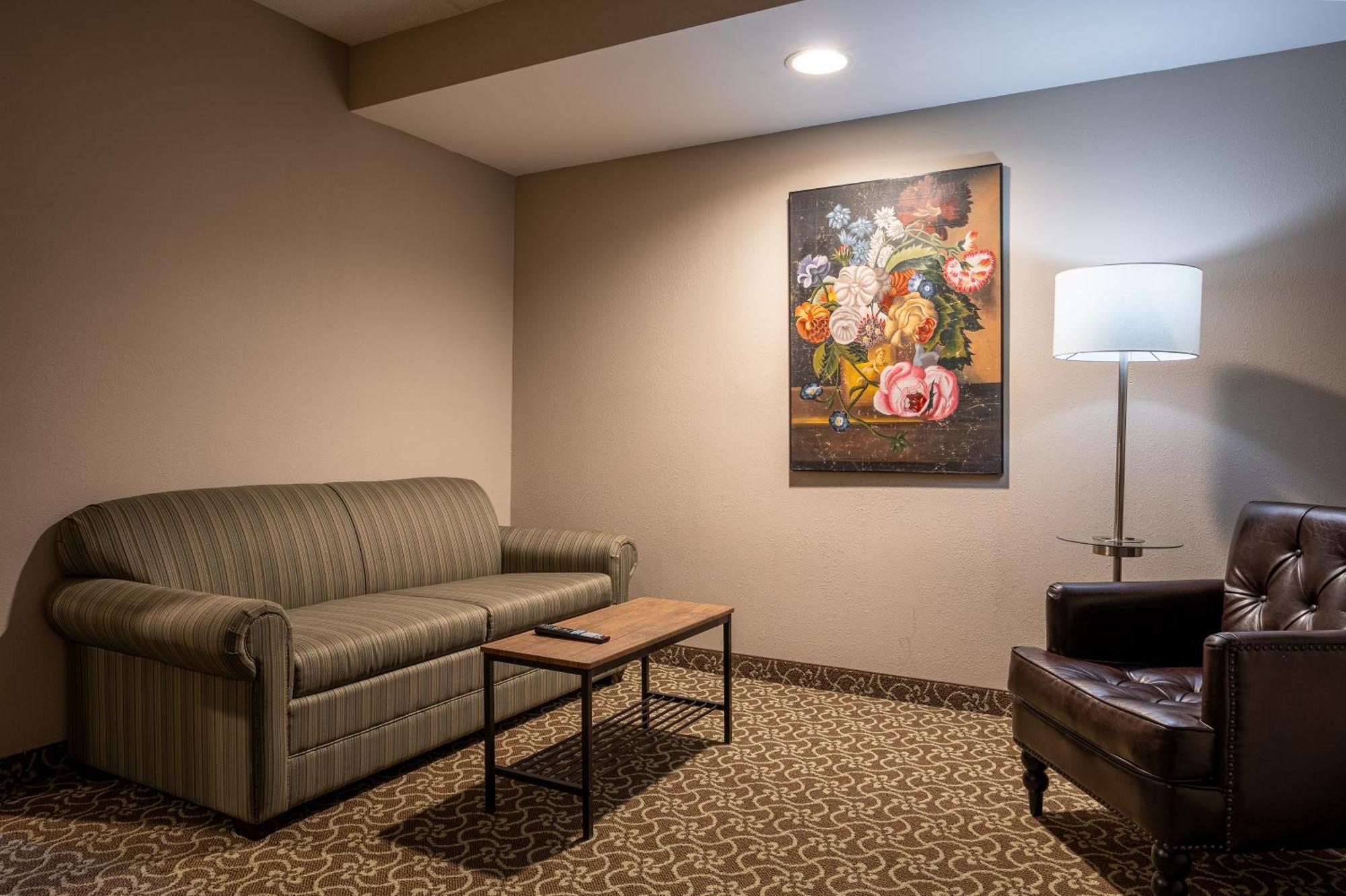 D. Hotel Suites & Spa Holyoke Dış mekan fotoğraf
