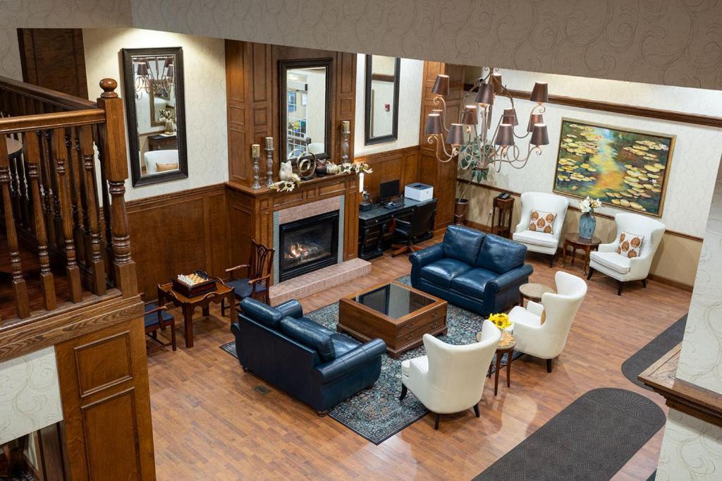 D. Hotel Suites & Spa Holyoke Dış mekan fotoğraf