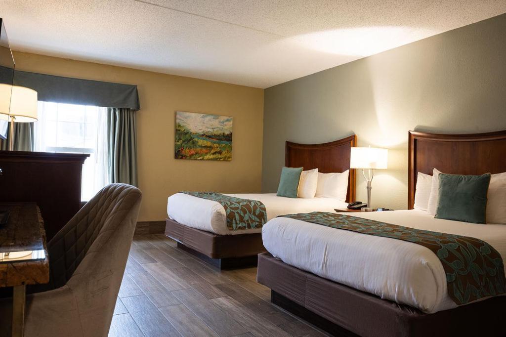 D. Hotel Suites & Spa Holyoke Dış mekan fotoğraf
