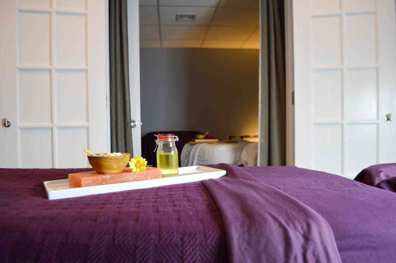 D. Hotel Suites & Spa Holyoke Dış mekan fotoğraf