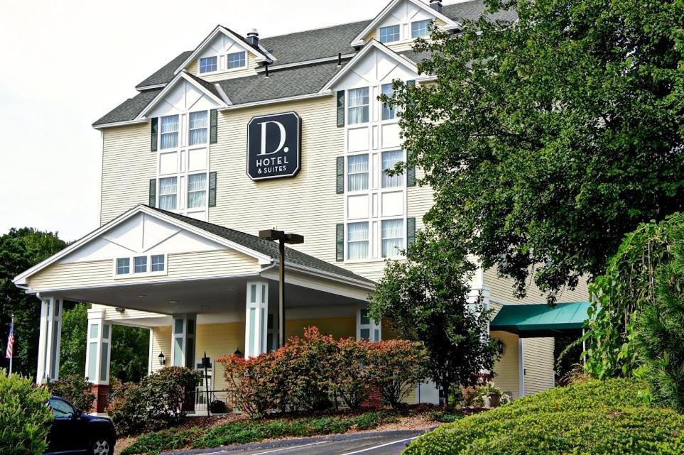 D. Hotel Suites & Spa Holyoke Dış mekan fotoğraf